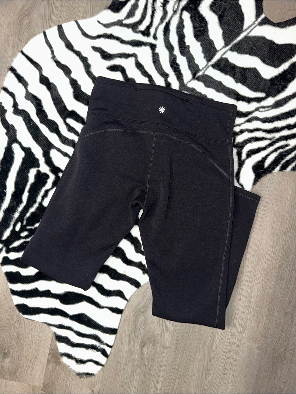 Athleta Black Altitude Tight Leggings